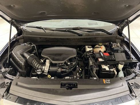 Used 2022 Cadillac XT6 Premium Luxury w/ Technology Package FWD image 27