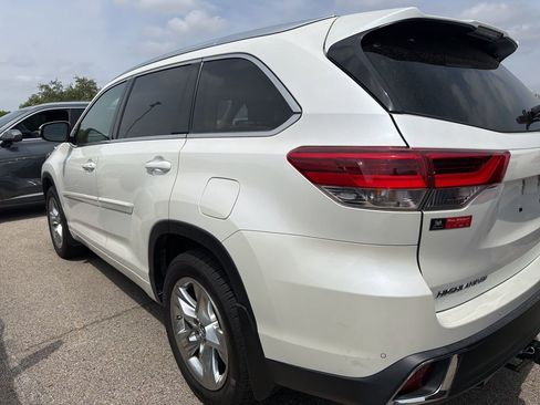 Used 2019 Toyota Highlander Limited image 7