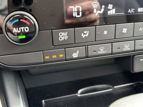 New 2026 Subaru Outback Limited AWD/4WD image 27