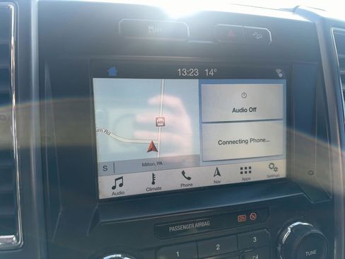 Used 2017 Ford F250 XLT w/ XLT Premium Package image 21