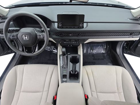 Certified 2024 Honda Accord LX image 9