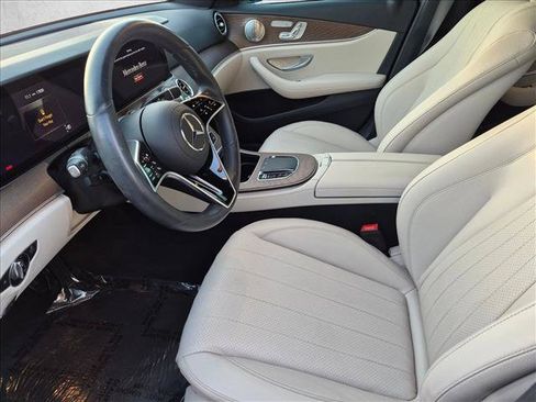 Used 2022 Mercedes-Benz E 450 4MATIC Sedan image 15
