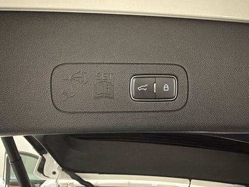 Used 2023 Lincoln Aviator Reserve w/ Equipment Group 201A AWD/4WD image 40