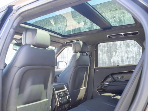 Used 2025 Land Rover Range Rover Sport Autobiography image 35
