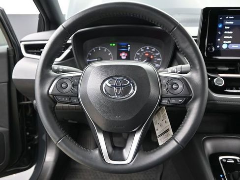 Used 2025 Toyota Corolla SE image 5