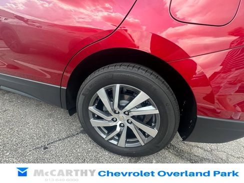 Used 2024 Chevrolet Equinox Premier AWD/4WD image 6
