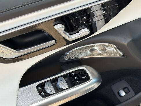 Used 2025 Mercedes-Benz E 350 Sedan image 14