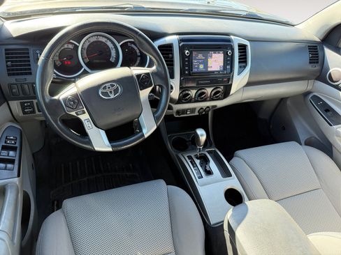 Used 2015 Toyota Tacoma 4x4 Double Cab w/ TRD Sport Package image 15