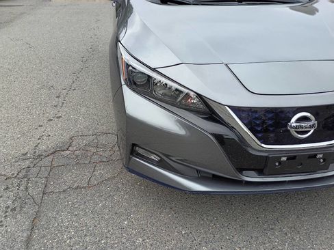 Used 2019 Nissan Leaf SV Plus w/ SV All Weather Package FWD image 9