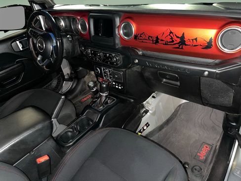 Used 2018 Jeep Wrangler Unlimited Rubicon image 24