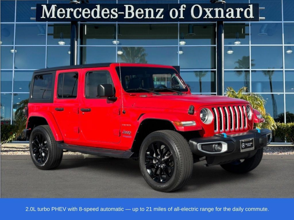 Used 2022 Jeep Wrangler Unlimited Sahara AWD/4WD image 2