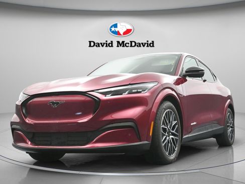 Used 2025 Ford Mustang Mach-E Premium RWD image 28