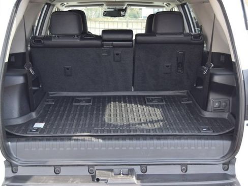 Used 2022 Toyota 4Runner SR5 Premium w/ Moonroof Package AWD/4WD image 15