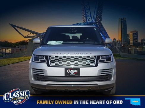 Used 2019 Land Rover Range Rover HSE image 2