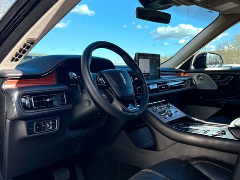 Used 2024 Lincoln Aviator Reserve w/ Equipment Group 201A image 13