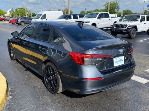 Used 2024 Honda Civic Sport image 7