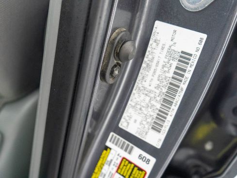 Used 2014 Toyota Tacoma 4x4 Double Cab w/ TRD Sport Package image 31