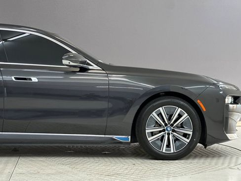 Certified 2023 BMW i7 xDrive60 AWD/4WD image 34