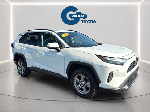 Used 2023 Toyota RAV4 XLE w/ Convenience Package AWD/4WD image 4