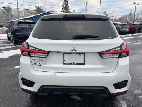 Used 2020 Mitsubishi Outlander Sport ES image 6