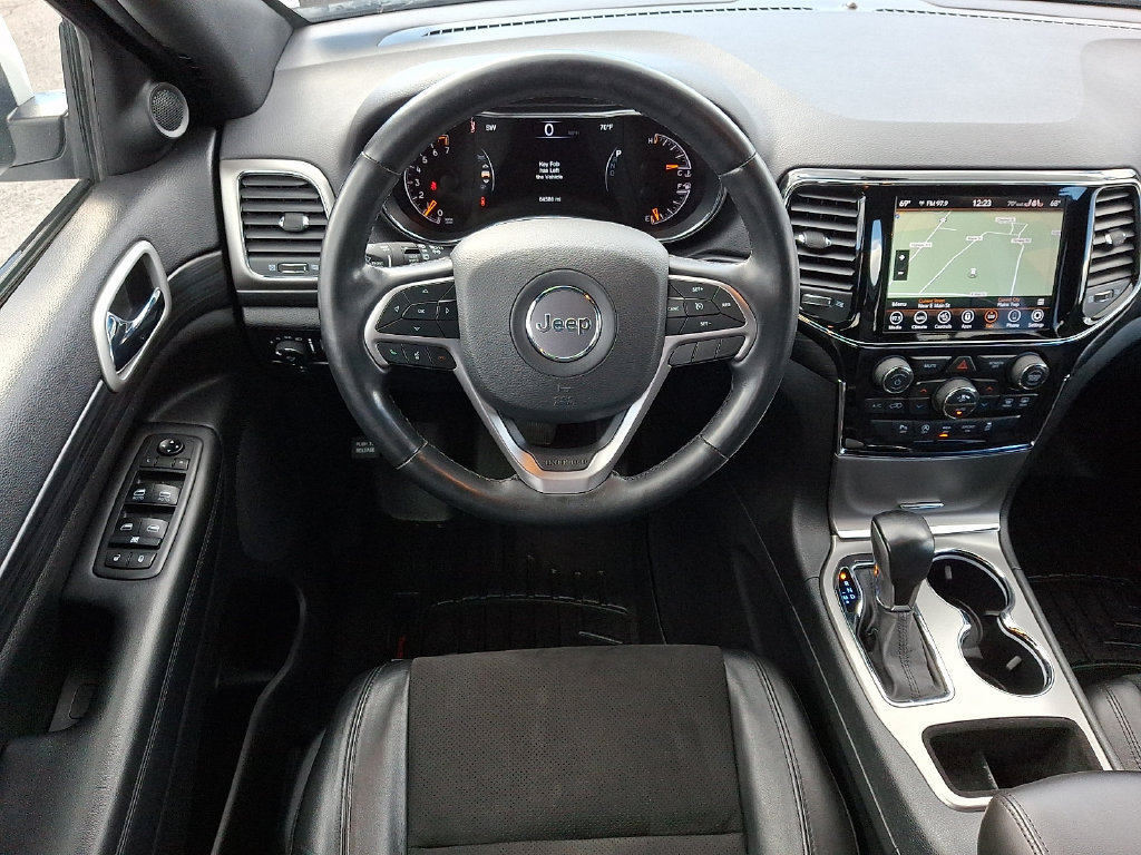 Used 2020 Jeep Grand Cherokee Altitude AWD/4WD image 11