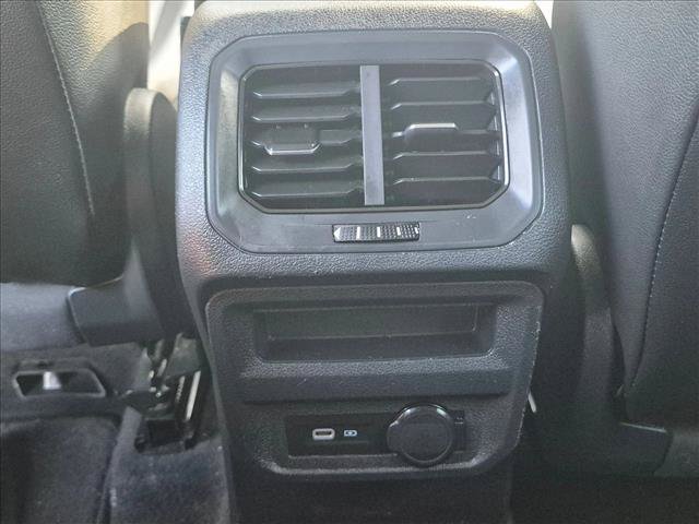 Used 2022 Volkswagen Tiguan SE FWD image 15