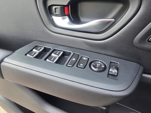 Used 2024 Honda Pilot Touring image 14