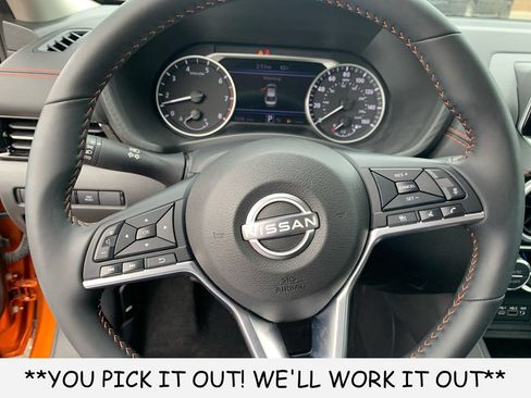 Used 2025 Nissan Sentra SR FWD image 15