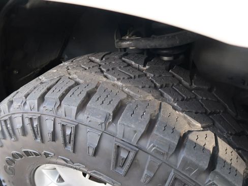 Used 2014 Toyota Tacoma PreRunner image 12