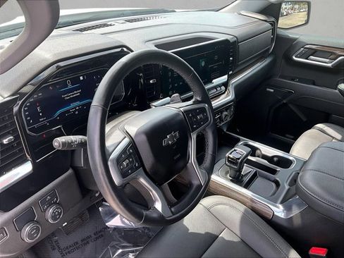 Certified 2023 Chevrolet Silverado 1500 RST w/ Redline Edition image 14