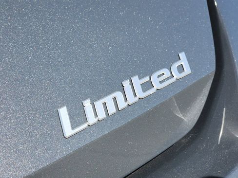 New 2026 Hyundai Elantra Limited FWD image 9