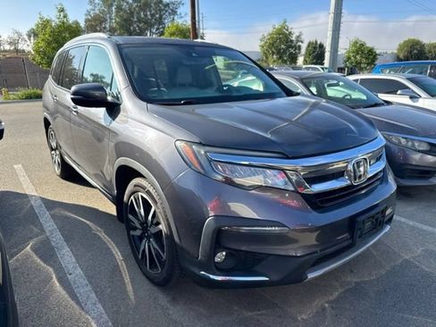 Used 2022 Honda Pilot Touring image 1