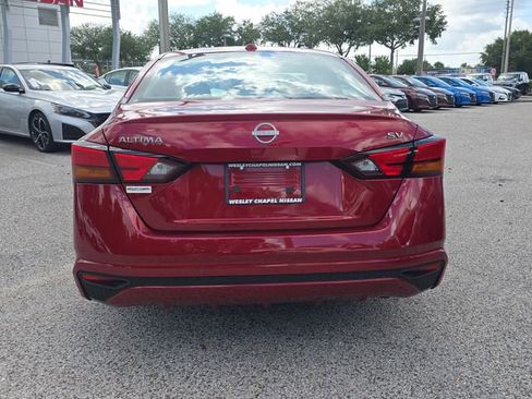 Certified 2024 Nissan Altima 2.5 SV FWD image 7