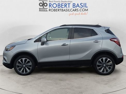 Used 2022 Buick Encore Preferred w/ Safety Package image 2