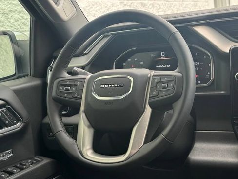 Used 2026 GMC Sierra 1500 Denali w/ Denali Reserve Package AWD/4WD image 18
