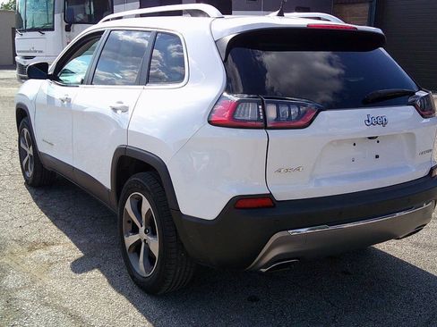 Used 2020 Jeep Cherokee Limited AWD/4WD image 7