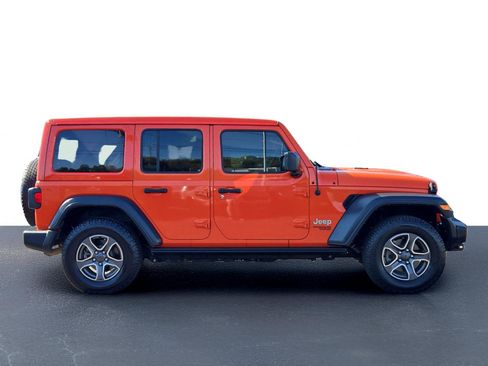 Used 2020 Jeep Wrangler Unlimited Sport S w/ Sun And Sound Package image 6