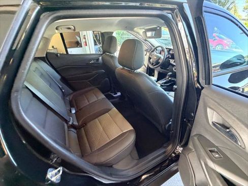 Used 2026 Chevrolet Trax LT FWD image 17
