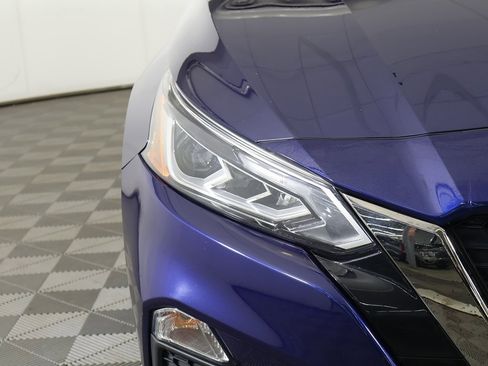 Used 2022 Nissan Altima 2.0 SR image 12