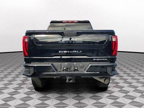 Used 2025 GMC Sierra 2500 Denali Ultimate image 37