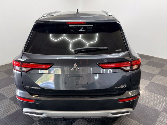 Used 2025 Mitsubishi Outlander 4WD Plug-In Hybrid image 8