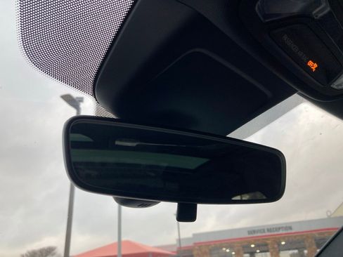 Used 2025 Audi Q3 2.0T Premium image 27