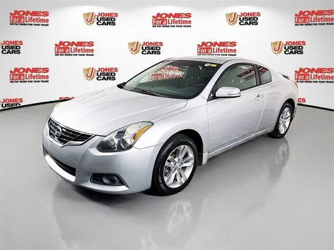 Used 2013 Nissan Altima 2.5 S w/ Premium Pkg image 12