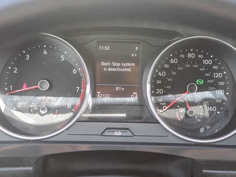 Used 2019 Volkswagen Tiguan SE w/ Panoramic Sunroof Package FWD image 24