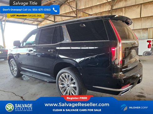 Used 2024 Cadillac Escalade Premium Luxury w/ LPO, Floor Liner Package AWD/4WD image 3