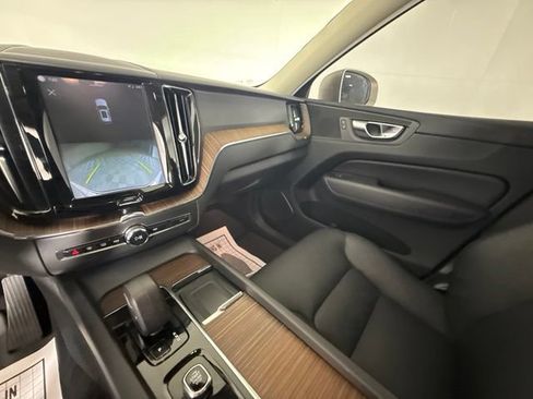 Used 2023 Volvo XC60 B5 Plus w/ Protection Package Premier FWD image 31