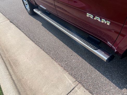 Used 2025 RAM 1500 Big Horn AWD/4WD image 10
