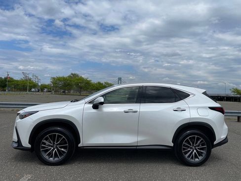 Used 2024 Lexus NX 250 FWD w/ Cold Area Package image 10