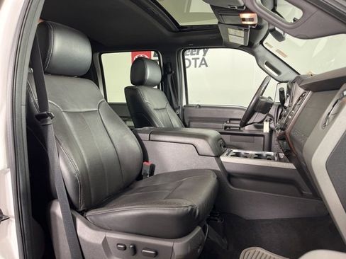 Used 2016 Ford F350 Lariat w/ Lariat Ultimate Package image 34