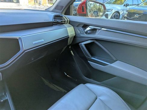 Used 2021 Audi Q3 2.0T Premium Plus w/ Premium Plus Package image 18